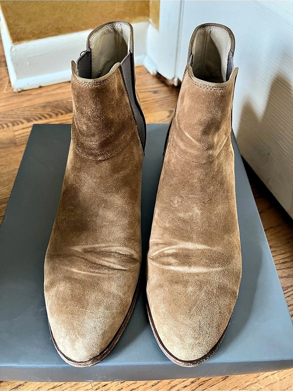 Ann Taylor Seraphina Suede Bootie Suede Ankle Boots Size 9